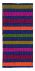 Kolorowy dywan zewnętrzny w paski