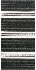 Czarno biały dywan zewnętrzny