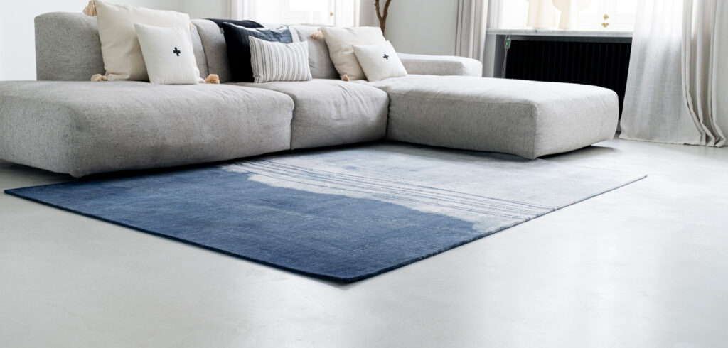Niebiesko biały dywan - FUJI BLUE 9155 - wykończenie