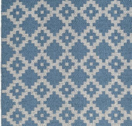 Niebieski łatwy w czyszczeniu dywan na balkin marki Horreds Mattan